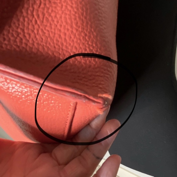 UNDER ONE SKY Pink Vegan Leather Tote with Attached Wallet Large Roomy - Picture 10 of 15